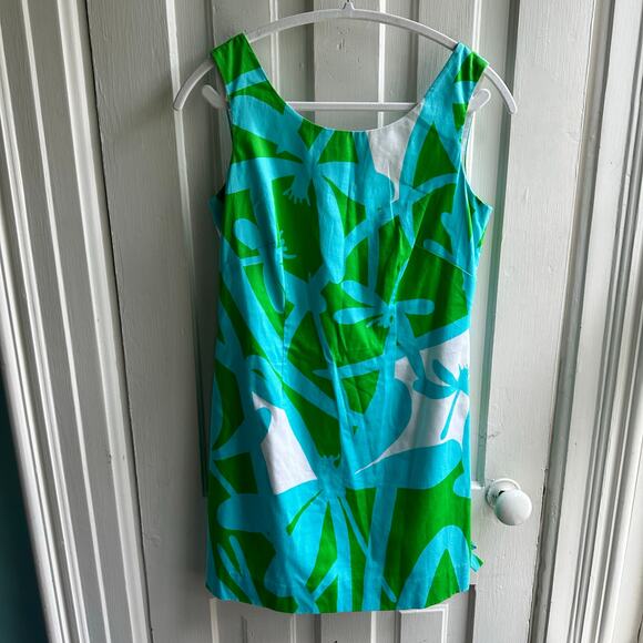 Lilly Pulitzer Delia Dress in Green Bean All Lit Up Dragonfly print - Picture 2 of 9